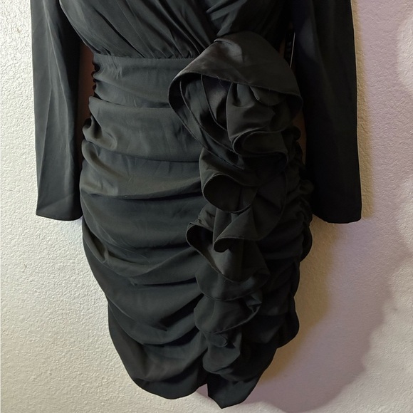 🆕Express Black Long Sleeve Elegant Design Wrap Flower Rouched Dress S🆕 - Picture 7 of 15